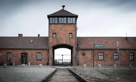 auschwitz 3485116 1280
