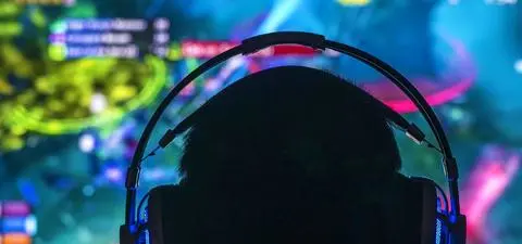 The resonance of violence