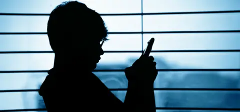 nationwide social media bans for children dont go far enough