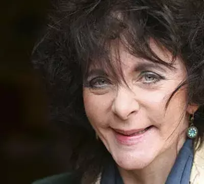 Photo of Ruth Padel