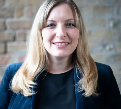 Photo of Rebecca Vincent
