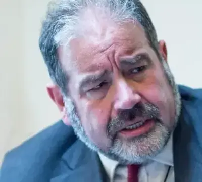 Photo of Roger Hearing