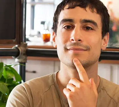 Photo of Aaron Maté