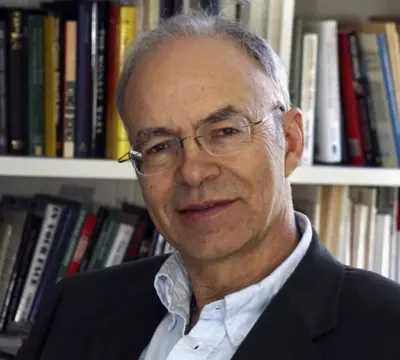 Photo of Peter Singer