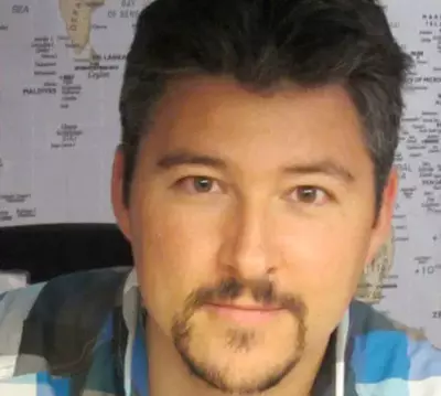 Photo of Elie Allouis