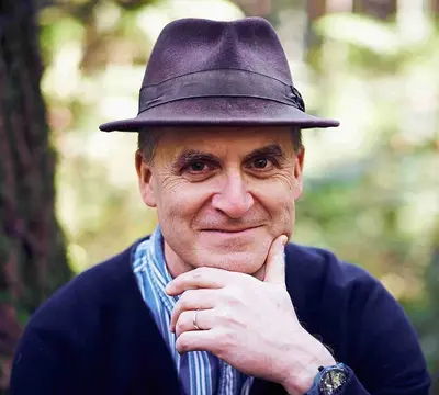 Photo of Evan Thompson